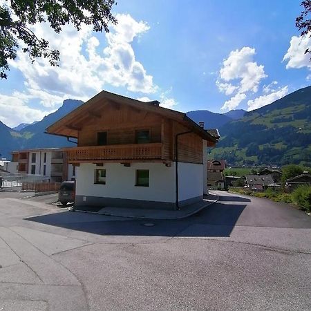 Ferienhaus Andrea Ramsau im Zillertal Luaran gambar